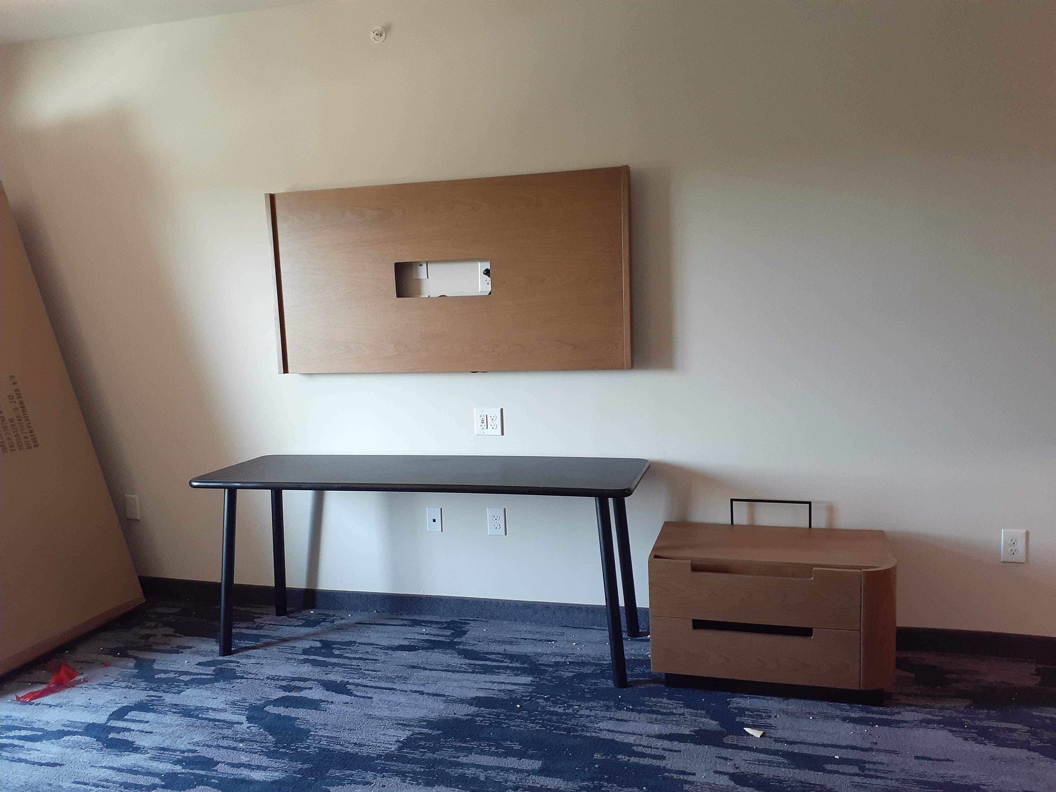 Console wall unit